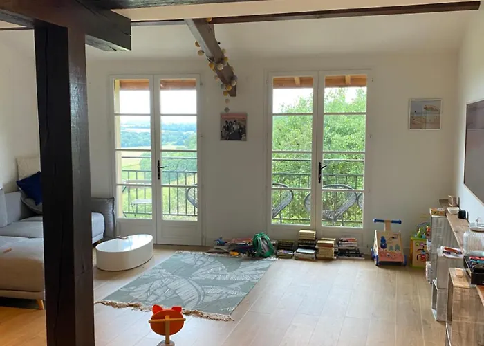 Avec Piscine Semesterbostad