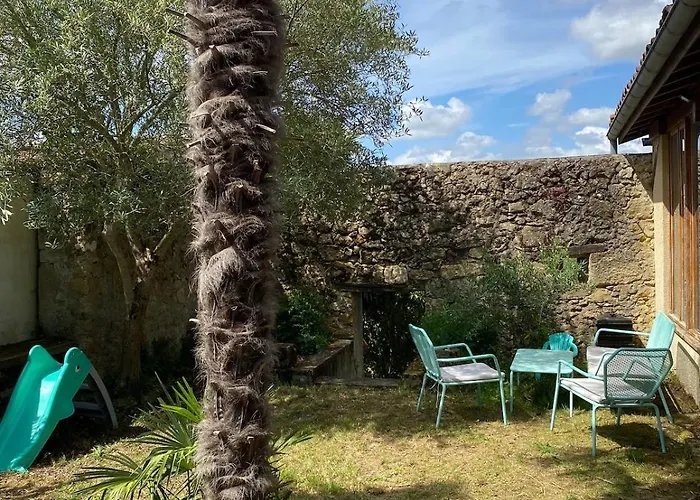 Avec Piscine Belmont (Gers)